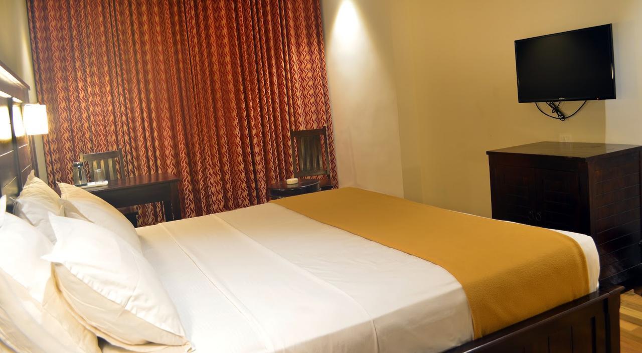 Ranis Grand Hotel Coimbatore Bagian luar foto