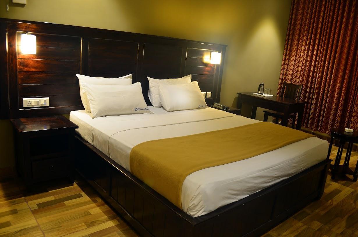Ranis Grand Hotel Coimbatore Bagian luar foto