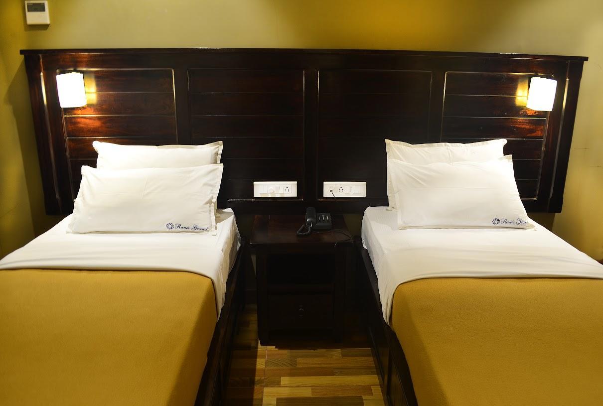 Ranis Grand Hotel Coimbatore Bagian luar foto